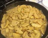 Foto del passaggio 3 della ricetta Uova a spezzatino con patate