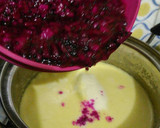 Foto langkah ke 3 dari resep 039. Puding buah naga.