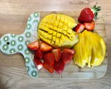 Une image de l'étape 3 de Trifle fraises, mangue, coco.
