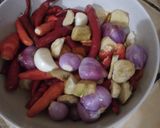 Foto langkah ke 1 dari resep Sambal Teri Pisang Muda.