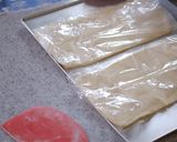 A picture of step 10 of Puff Pastry Sugar Cookies (Leaf-shaped Simple Pies).