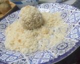 A picture of step 4 of Potato cheese ball.