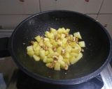 A picture of step 1 of Chocolate walnut pancake.
