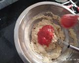 A picture of step 4 of Fresh strawberries topped cake eggless.