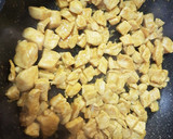 Foto del paso 1 de la receta: Ensalada de pollo al curry