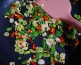 Foto langkah ke 2 dari resep Bihun Goreng Simple.