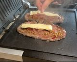 Foto del paso 4 de la receta: Filete de ternera, mostaza y brie