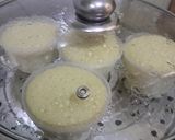 Foto langkah ke 5 dari resep Steamed Matcha Cheesecake.