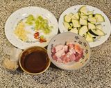 辣炒五花肉櫛瓜的食譜步驟1照片