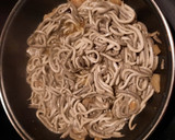 Foto del paso 1 de la receta: Gulas al ajillo
