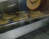 Foto langkah ke 5 dari resep Cookies Hias with Royal Icing (922).