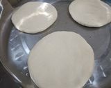 Foto langkah ke 5 dari resep Roti Arab "Khubz" isi Keju Pakai Teflon.
