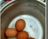 Foto langkah ke 3 dari resep Trik Merebus Telur 5 Menit Aja.
