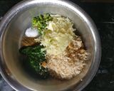A picture of step 4 of Spinach tikki.