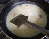 A picture of step 2 of Creamy cheese mushroom.