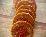 Foto del paso 3 de la receta: Coca de higos y cebolla caramelizada con sobrasada