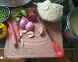 A picture of step 1 of Veg khichdi.