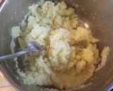 Fűszeres rántott sertés köröm burgonya pürével, házi savanyúval recept fázis 5 fotója