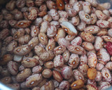 Foto del paso 4 de la receta: Cocido de judías pintas con carne y verduras