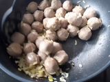 Sup Creamy Bakso Pedas ala Rianti Kitchen