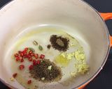 Foto del paso 1 de la receta: Curry de pollo rápido y sencillo con anacardos, leche de coco y
