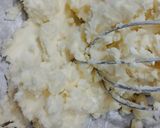 Foto del paso 1 de la receta: Alfajores De Maicena Y Harina Leudante