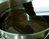 Foto langkah ke 1 dari resep Chewy Brownies Ala Erlina Lim.