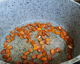Foto del paso 2 de la receta: Pollo con almendras