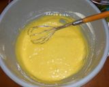 Foto langkah ke 5 dari resep Bolu Karamel Mini.