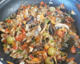 Foto del paso 10 de la receta: Galta de cerdo guisada con verdura y tomate seco a la Camarlenca