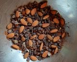 A picture of step 4 of Frédéric's Home-Made, Organic Pecanamia.