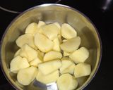 Foto del paso 6 de la receta: Rollitos de Pechuga de Pollo Rellenos de Jamón y Queso con Patatas a la Nata
