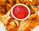 A picture of step 5 of Wontons.