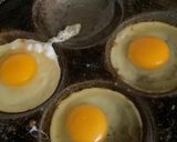 Foto langkah ke 1 dari resep Telur Ceplok Saus Tiram.