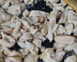 Foto del paso 3 de la receta: Chorrillana de pollo