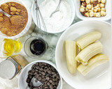 Foto del paso 1 de la receta: Mug Cake de plátano, chocolate y avellanas en microondas