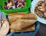 Foto langkah ke 9 dari resep Chicken Banh Mi (Vietnamese Chicken Sandwich).