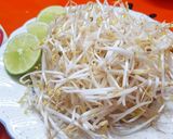 Hình bước làm 2 của món Phở gà