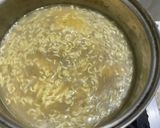 A picture of step 4 of Noodles with mutton stock.