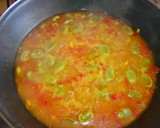 Foto del paso 3 de la receta: Fideos con langostinos y habas