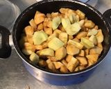 Une image de l'étape 2 de Compote de pommes du jardin à l'orange.