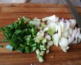Foto del paso 2 de la receta: Sopa de lechuga con bacon y nata