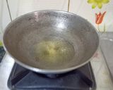 कद्दू की खट्टी मीठी सब्जी(Kaddu ki khatti meethi sabzi recipe Hindi) रेसिपी चरण 2 फोटो