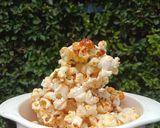 Foto langkah ke 4 dari resep Popcorn Caramel.