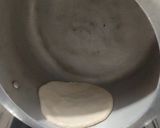 A picture of step 2 of Tandoori Roti.