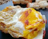 Foto del paso 9 de la receta: Tosta de huevo, chorizo y queso