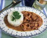 Foto del paso 7 de la receta: Calamares con salsa de cebolla y vino