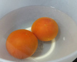 Foto del paso 3 de la receta: Ensalada tibia veraniega con espárragos y salmón para cena ligera