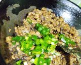 Foto langkah ke 5 dari resep Isian Ayam Jamur.