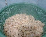 Foto langkah ke 1 dari resep Kacang bawang renyah.